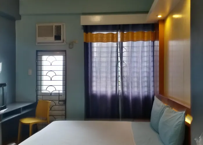 Leesons Residences Hotel 2*