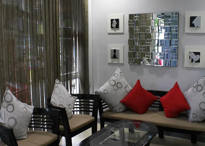 Leesons Residences Hotel Manila