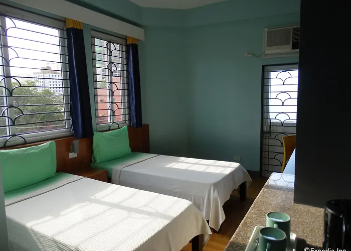 Leesons Residences Hotel Manila