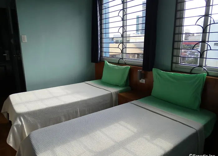 Leesons Residences Hotel Manila