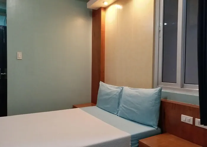 Leesons Residences Hotel 2*