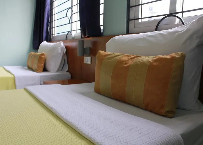 Hotel Leesons Residences